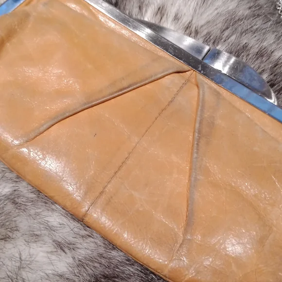 HOBO clutch/ wallet - Picture 3 of 14